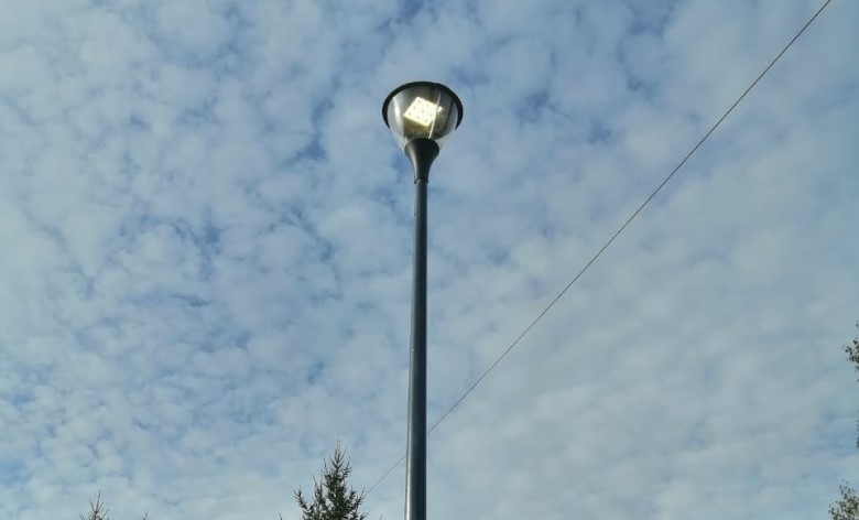 Площадь Победы, с.Ермаковское, Красноярский край — Опоры освещения НФК